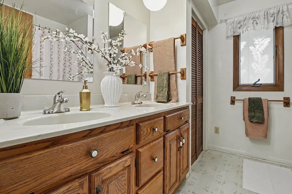 70219 Hilltop Drive Porter Township MI 49130