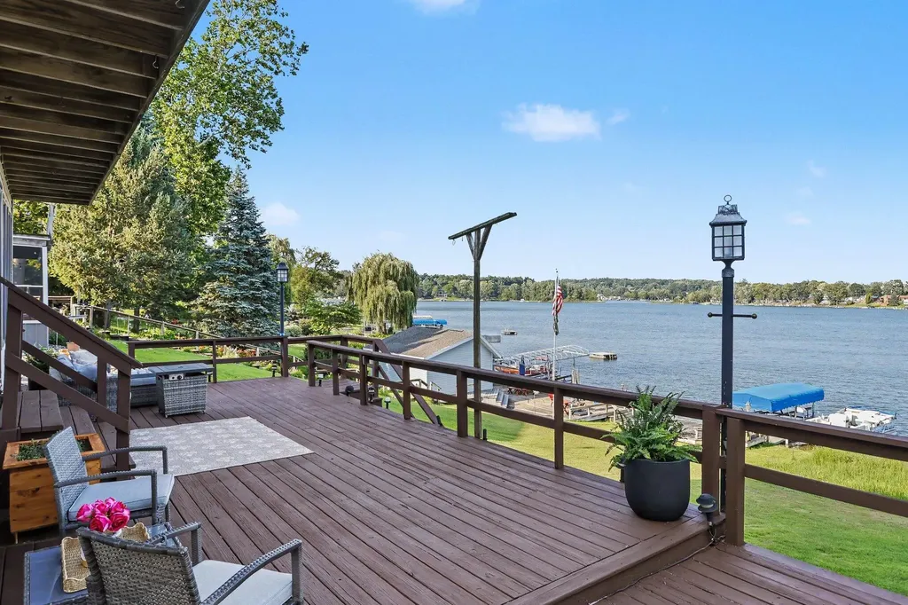 70219 Hilltop Drive Porter Township MI 49130