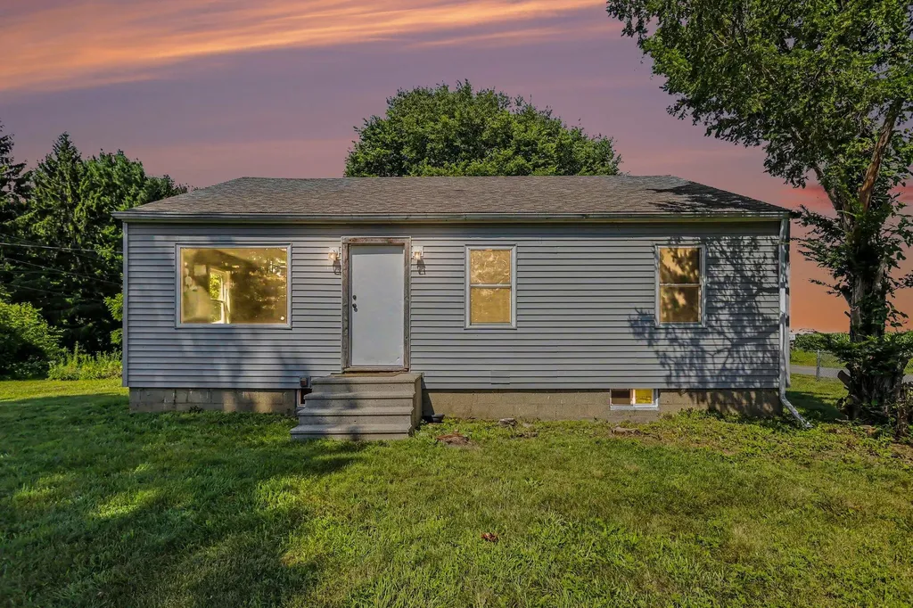 10906 Pucker Street Berrien Township MI 49120