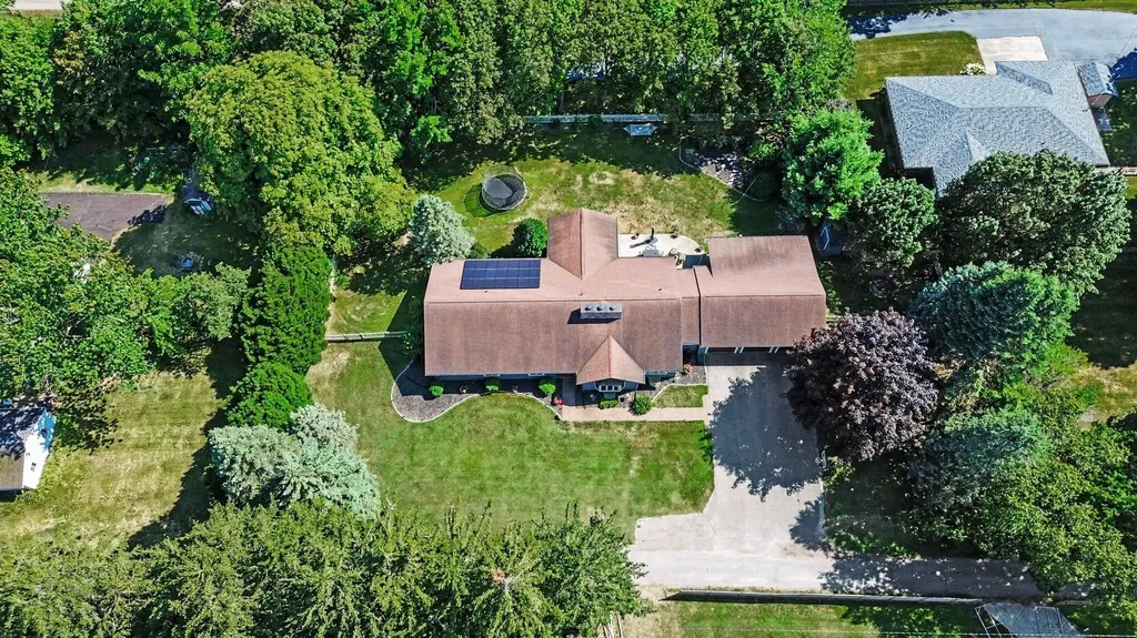 2390 Sycamore Path Shoreham Village MI 49085