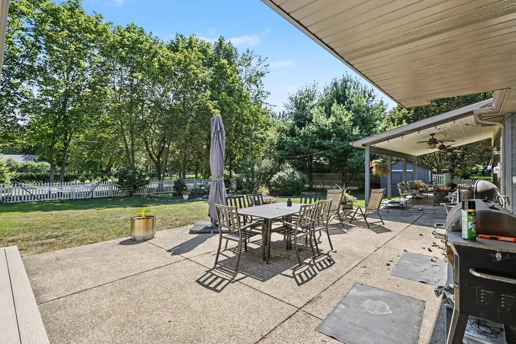 2390 Sycamore Path Shoreham Village MI 49085