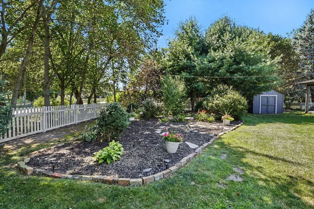 2390 Sycamore Path Shoreham Village MI 49085