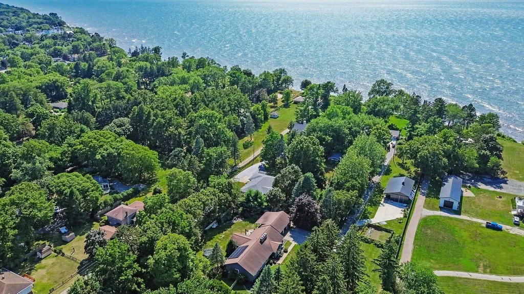 2390 Sycamore Path Shoreham Village MI 49085