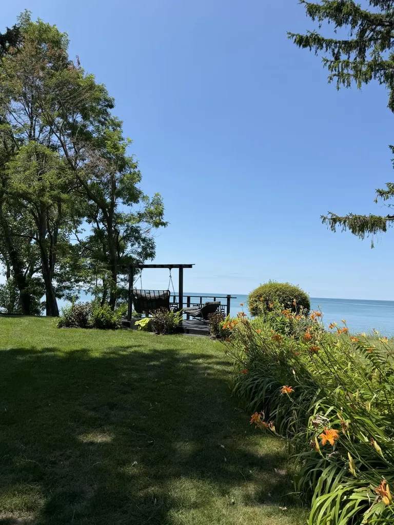 2390 Sycamore Path Shoreham Village MI 49085