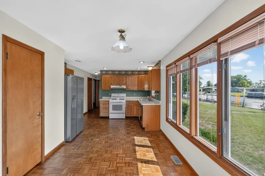 68441 N Channel Parkway Mason Township MI 49112