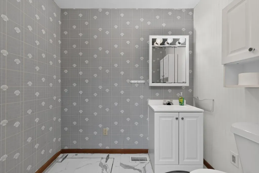 68441 N Channel Parkway Mason Township MI 49112