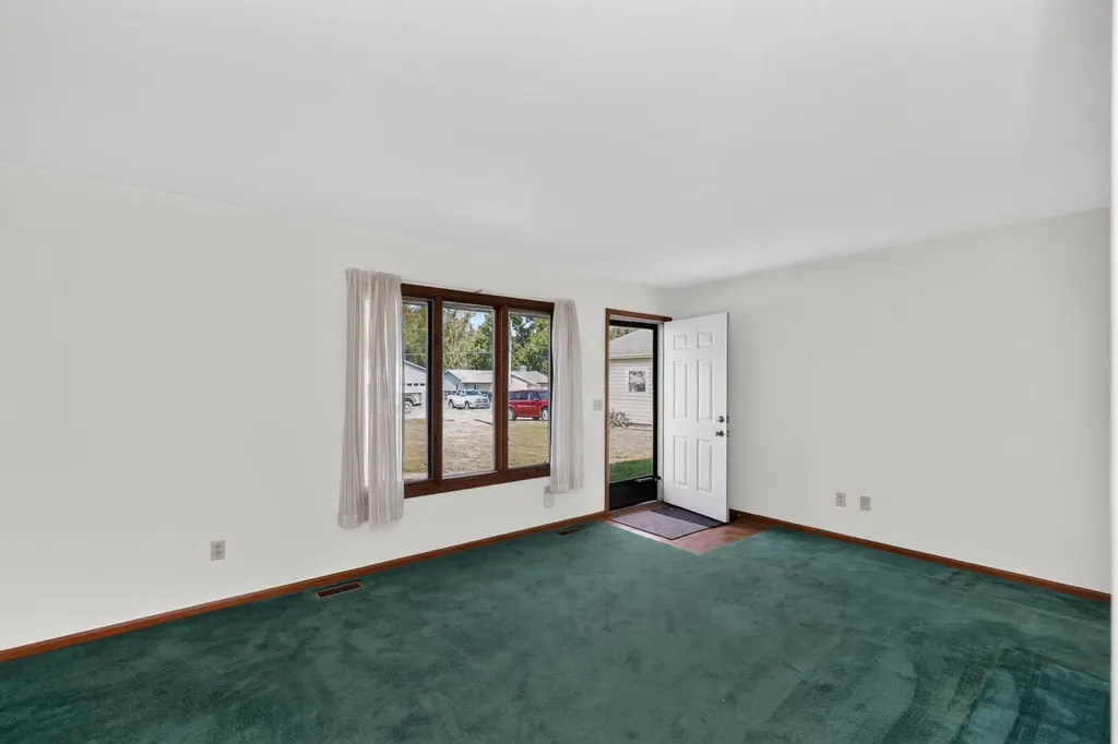 68441 N Channel Parkway Mason Township MI 49112