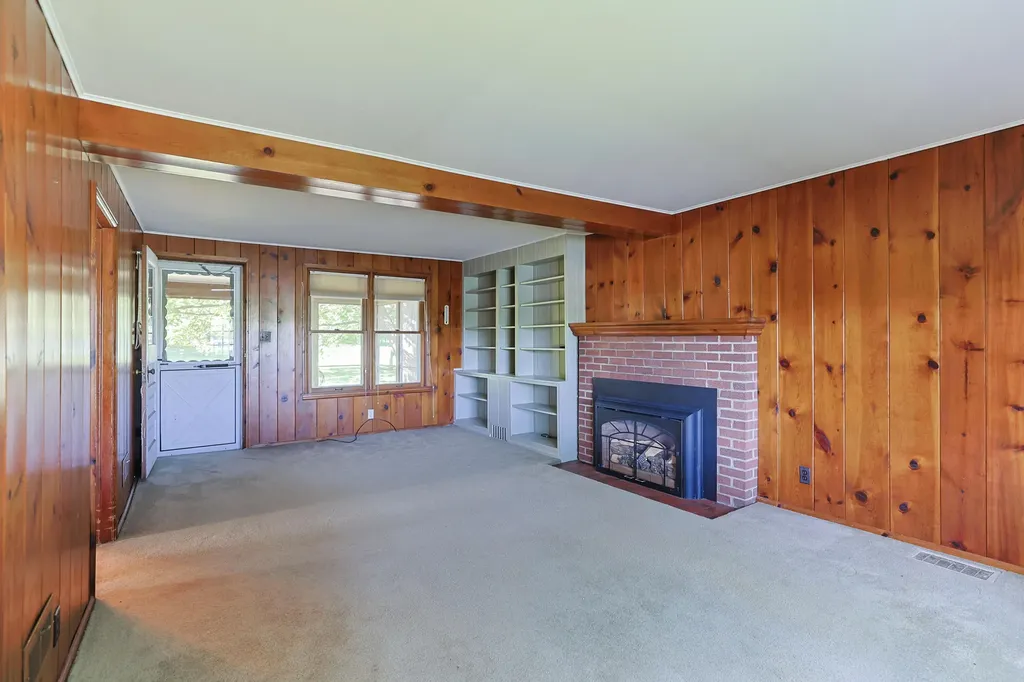 2274 Yankee Street Howard Township MI 49120