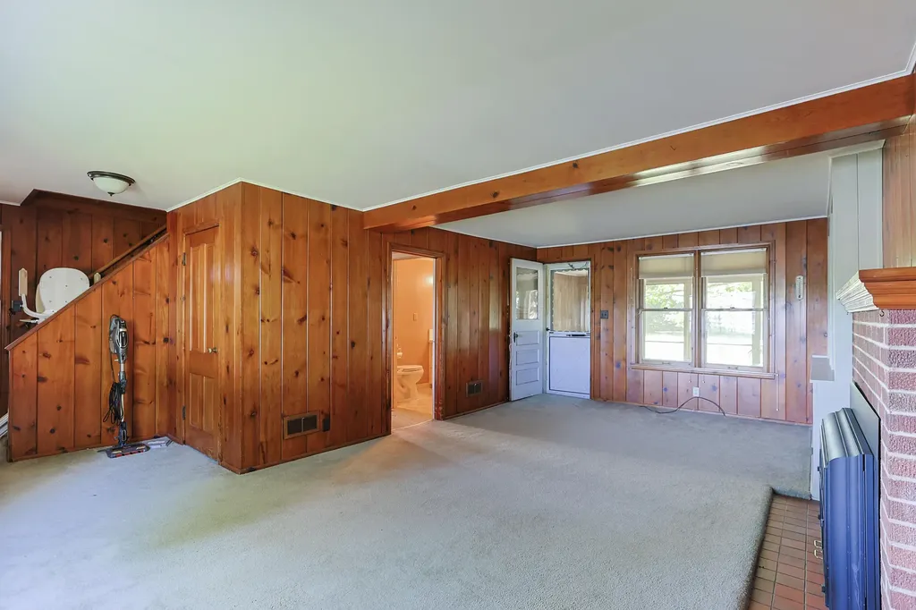 2274 Yankee Street Howard Township MI 49120