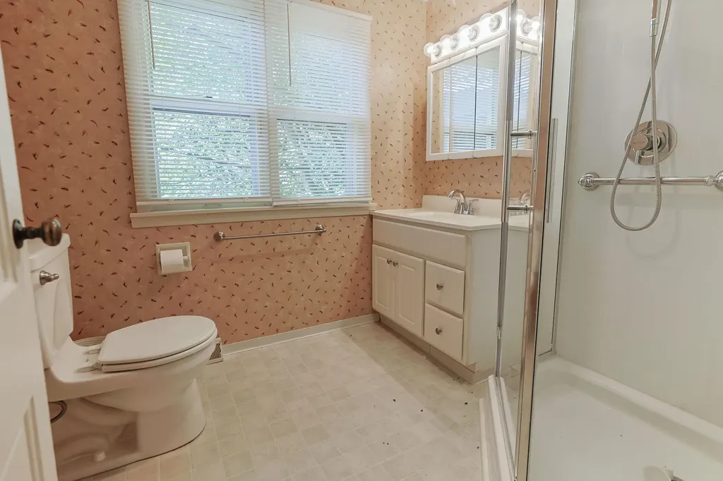 2274 Yankee Street Howard Township MI 49120