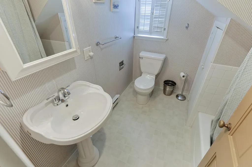2274 Yankee Street Howard Township MI 49120