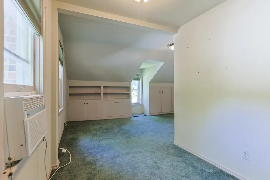 2274 Yankee Street Howard Township MI 49120