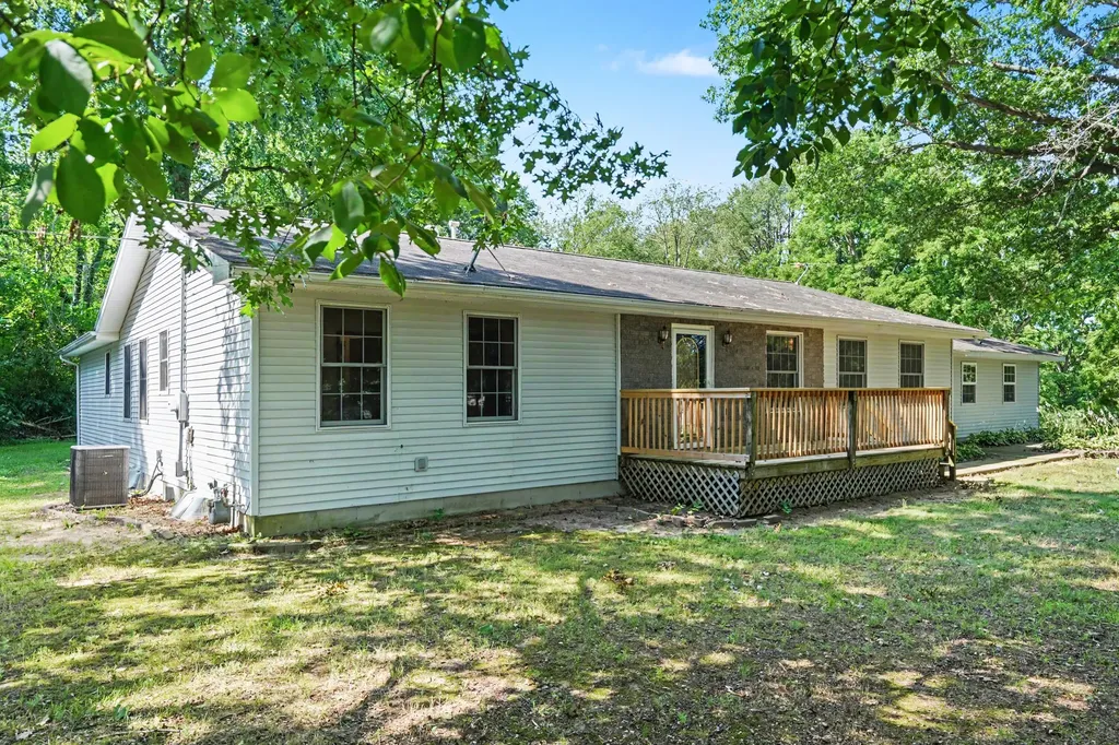 27911 Gideon Street Lagrange Township MI 49047