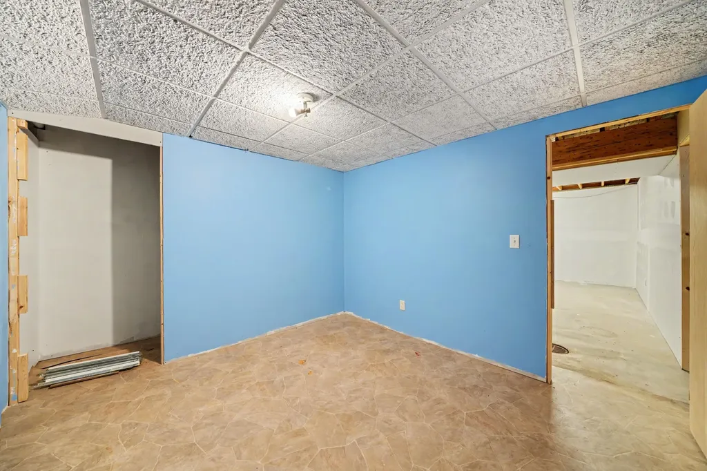 27911 Gideon Street Lagrange Township MI 49047