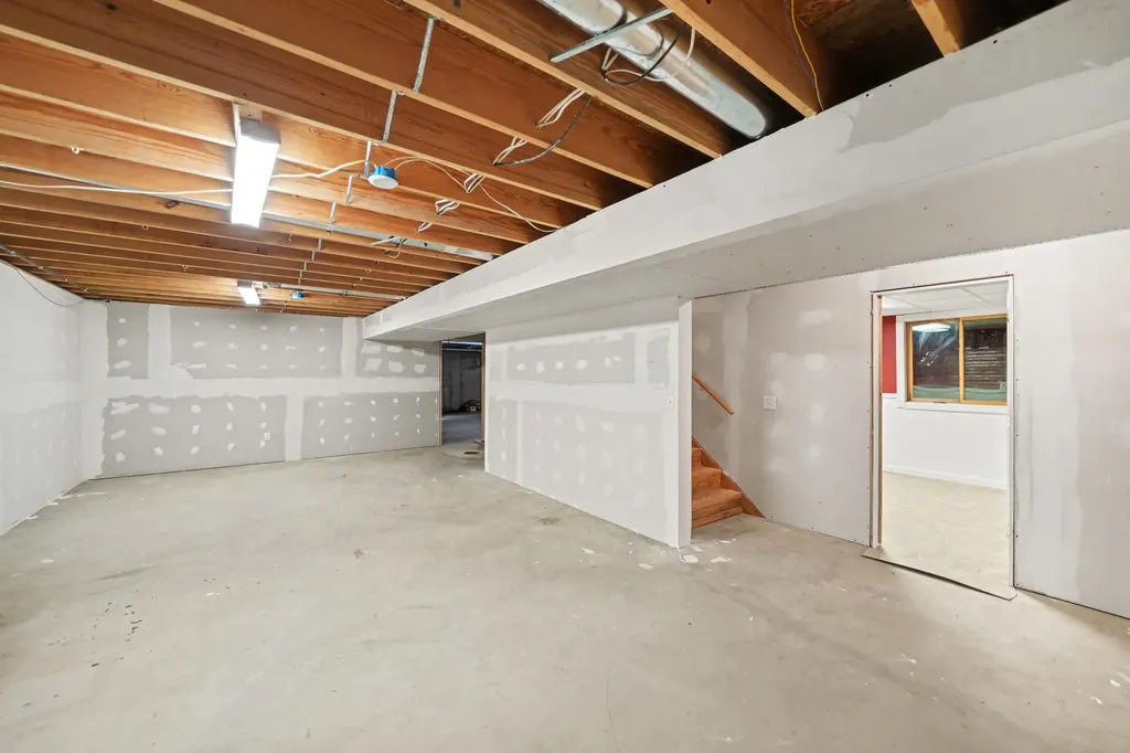 27911 Gideon Street Lagrange Township MI 49047