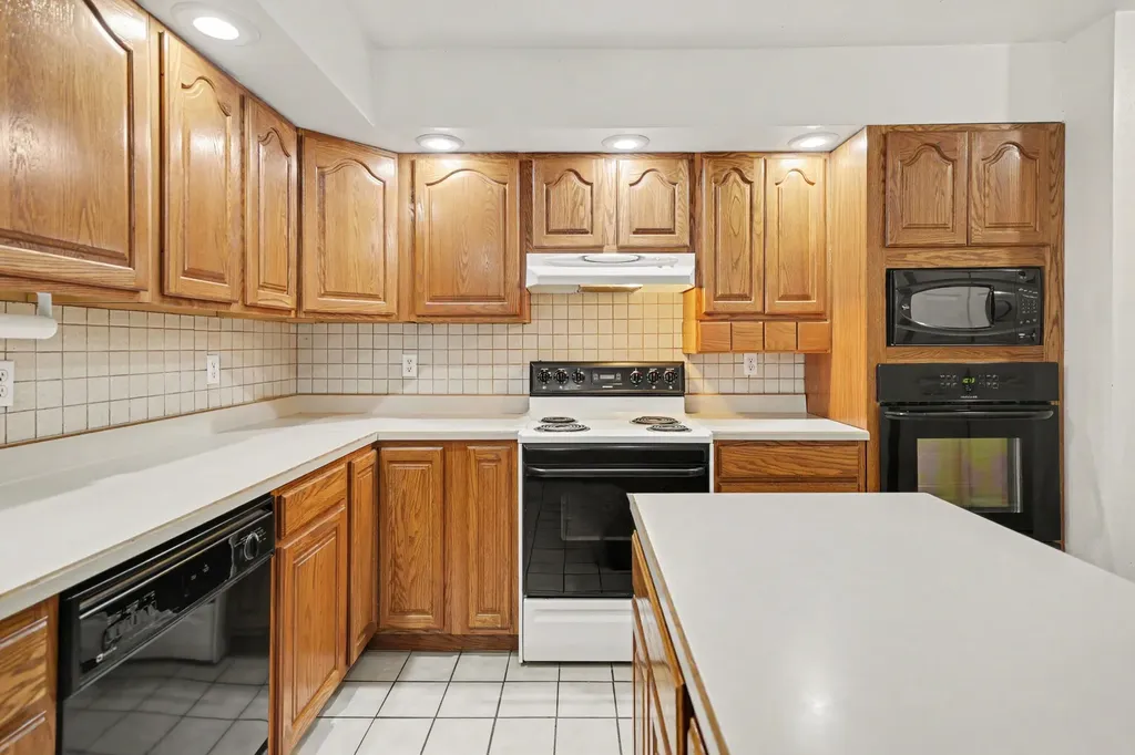 27911 Gideon Street Lagrange Township MI 49047