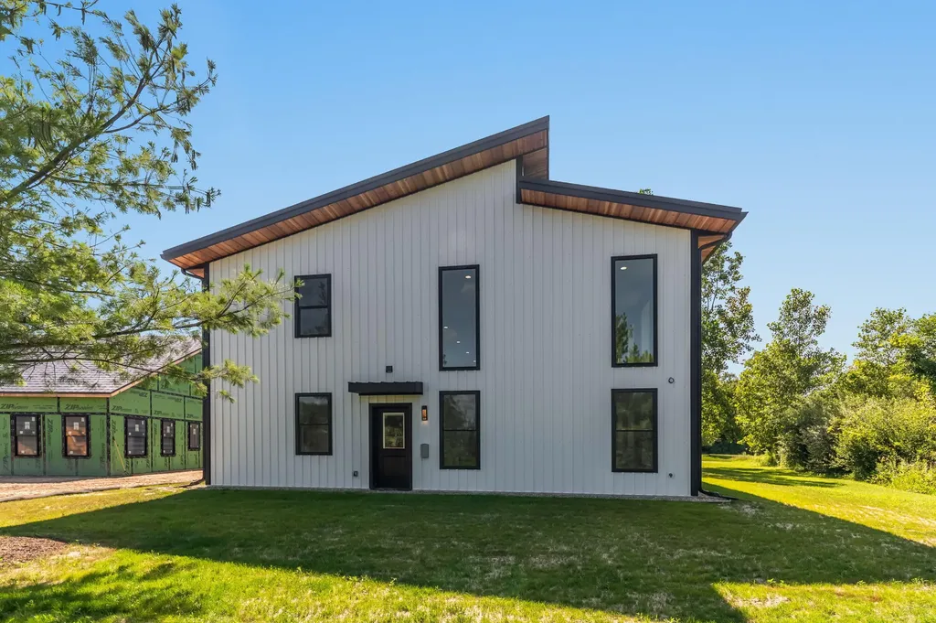 13739 Jane Way Chikaming Township MI 49125