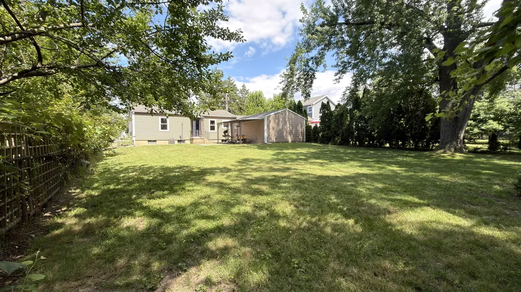 226 S Chicago Street New Buffalo City MI 49117