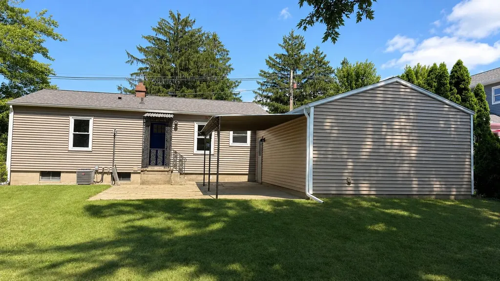 226 S Chicago Street New Buffalo City MI 49117