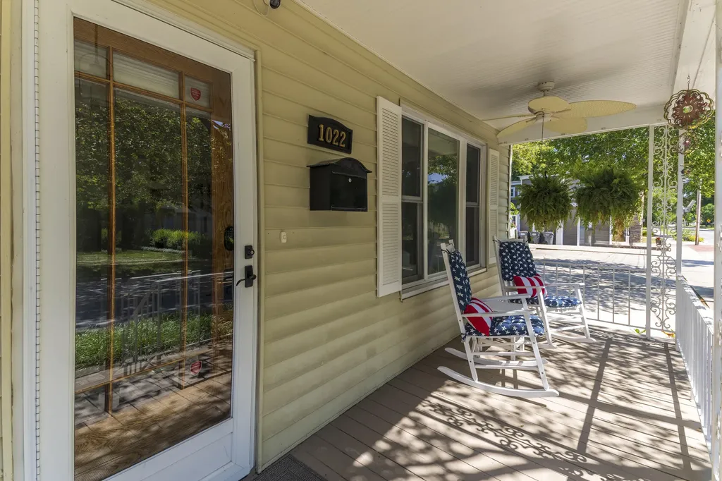 1022 Lake Boulevard St. Joseph City MI 49085