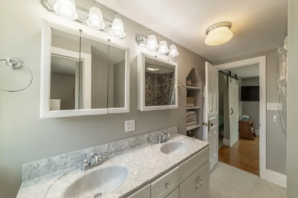 1022 Lake Boulevard St. Joseph City MI 49085