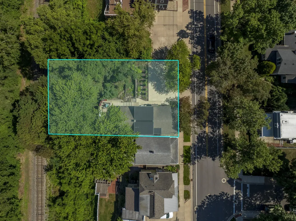 1022 Lake Boulevard St. Joseph City MI 49085
