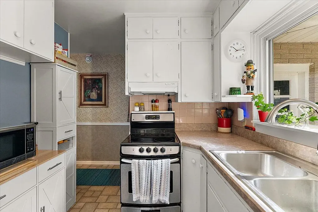 5236 Wilshire Terrace Lincoln Charter Township MI 49085