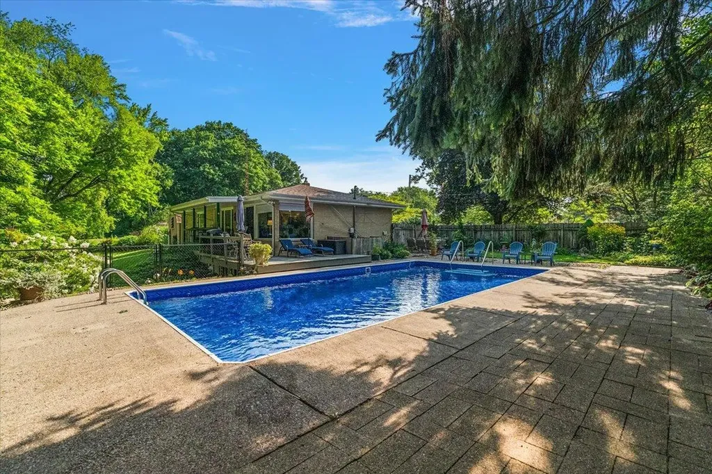 5236 Wilshire Terrace Lincoln Charter Township MI 49085