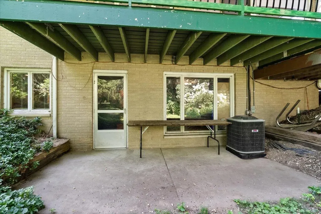 5236 Wilshire Terrace Lincoln Charter Township MI 49085