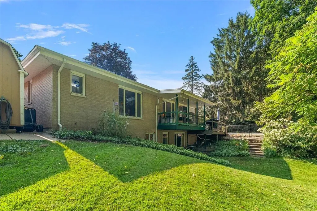 5236 Wilshire Terrace Lincoln Charter Township MI 49085
