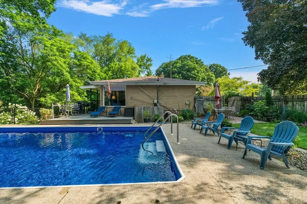 5236 Wilshire Terrace Lincoln Charter Township MI 49085