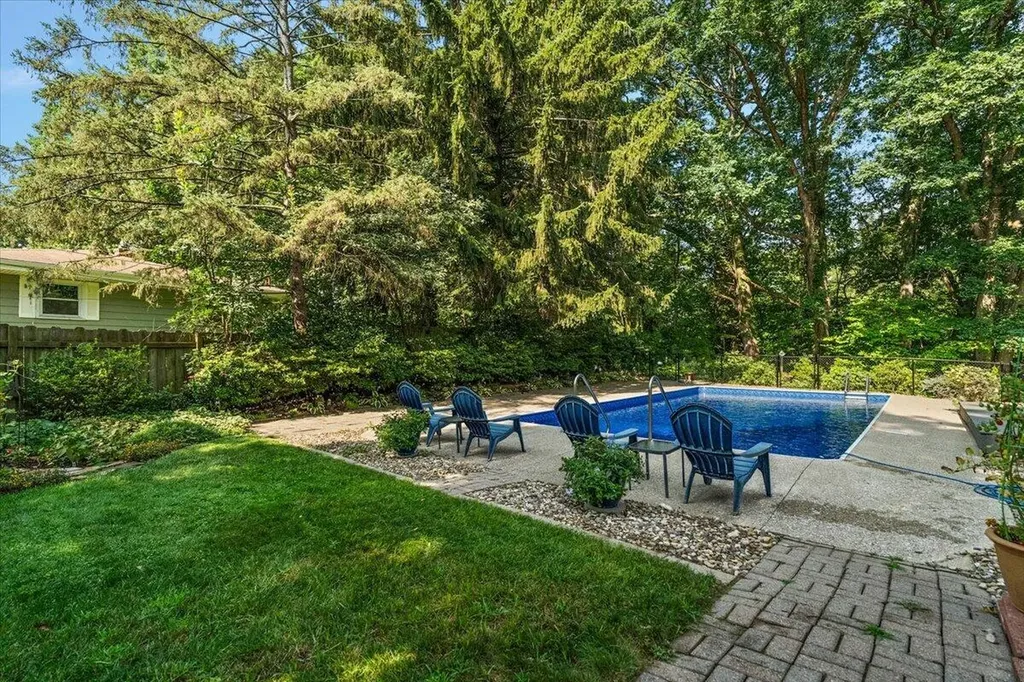 5236 Wilshire Terrace Lincoln Charter Township MI 49085