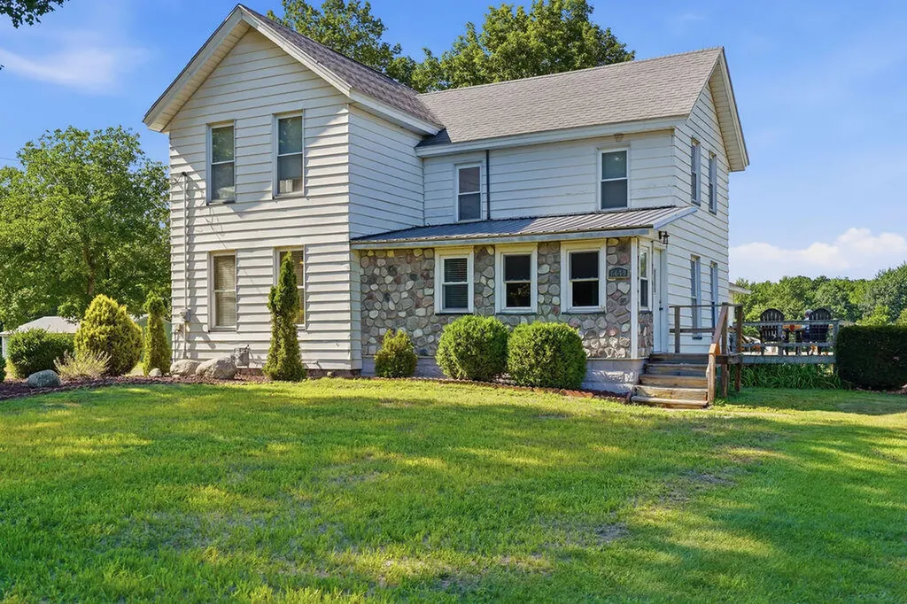 6649 122nd Avenue Ganges Township MI 49408