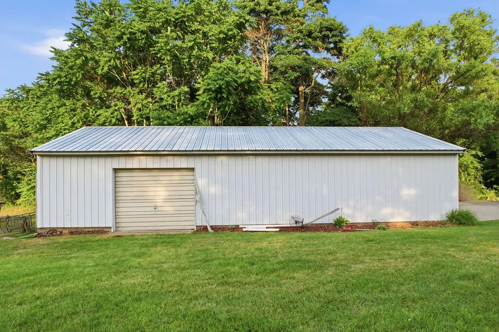 6649 122nd Avenue Ganges Township MI 49408