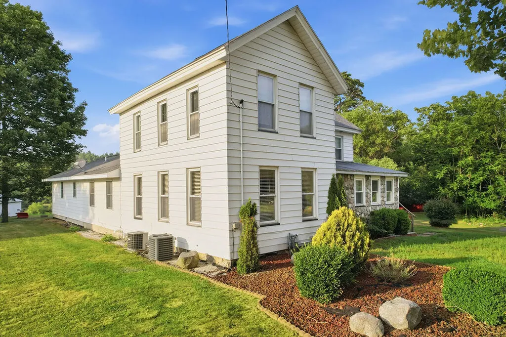 6649 122nd Avenue Ganges Township MI 49408