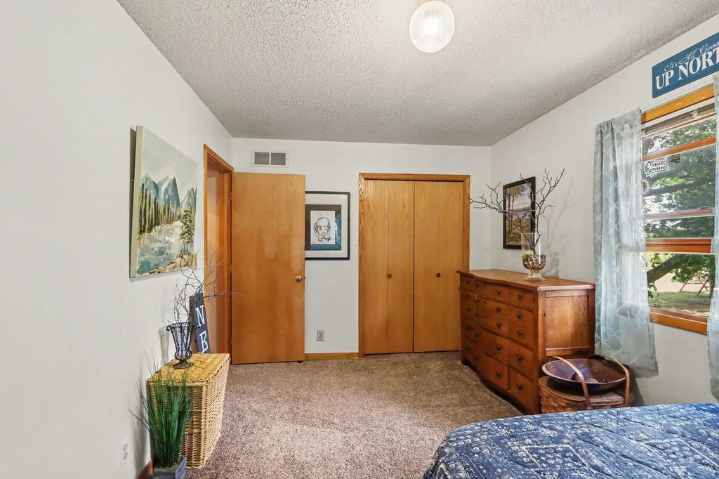 971 Niagara Drive Lawton Village MI 49065