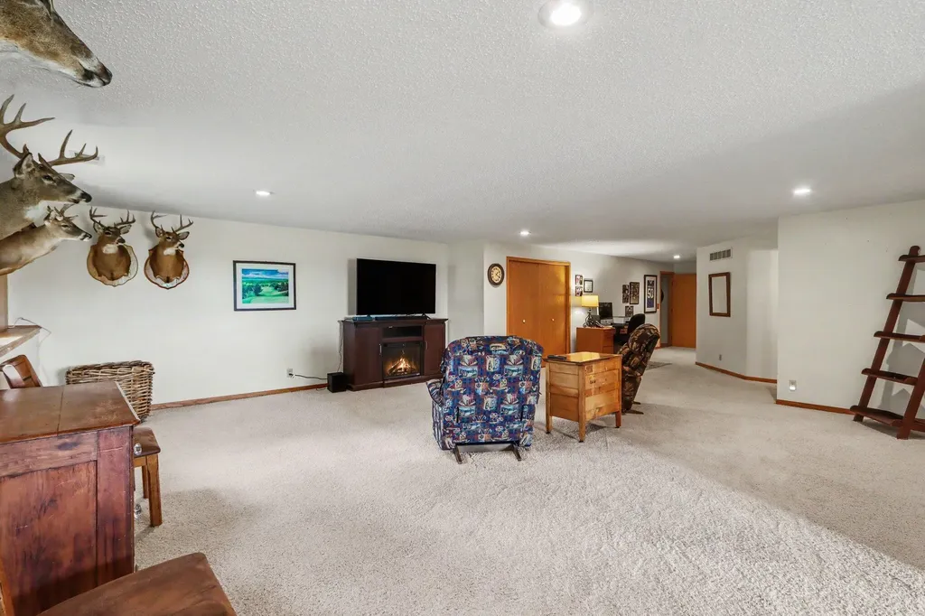 971 Niagara Drive Lawton Village MI 49065