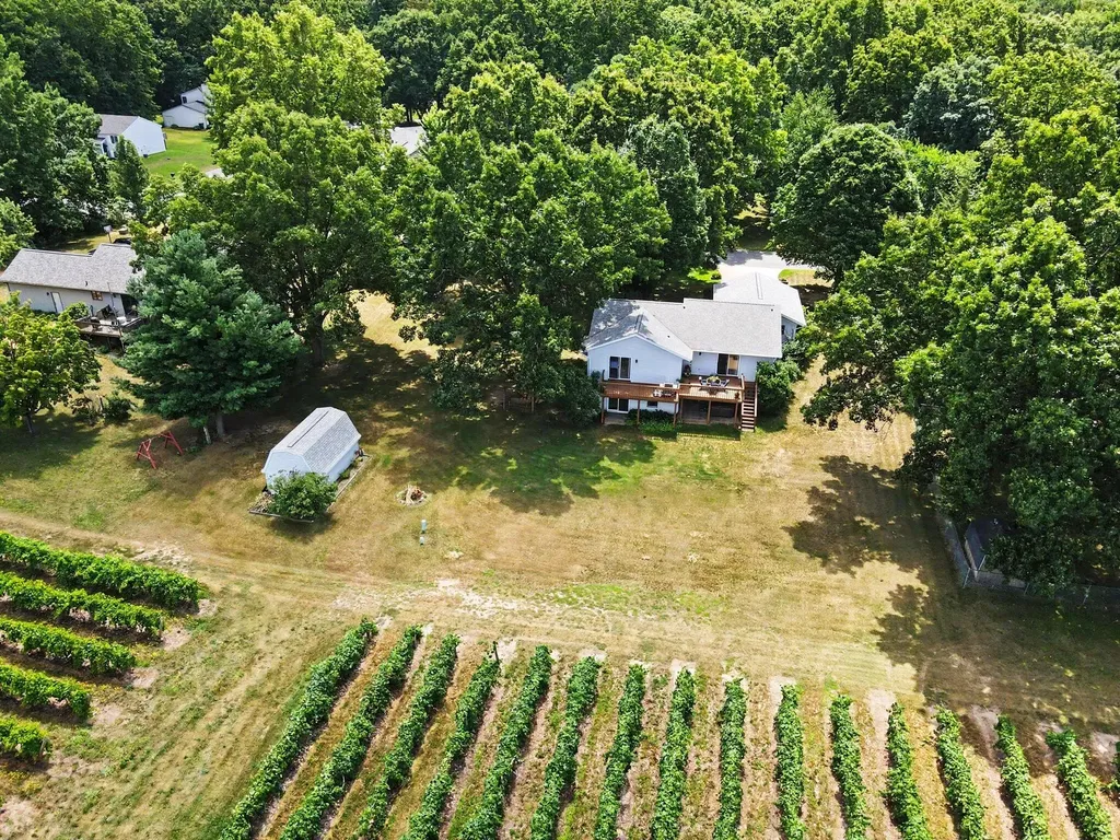 971 Niagara Drive Lawton Village MI 49065