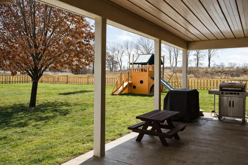 71423 State Line Drive Mason Township MI 49130
