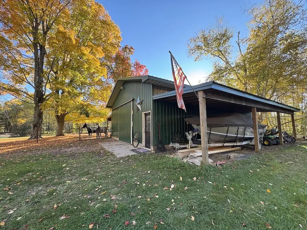 4116 Dutcher Road Gladwin City MI 48624