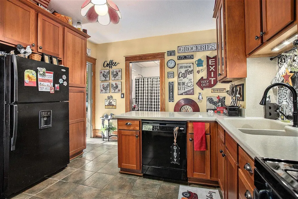 306 W Michigan Avenue Three Rivers City MI 49093