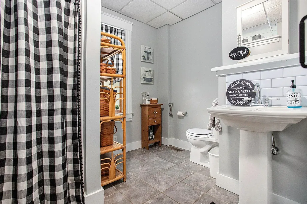 306 W Michigan Avenue Three Rivers City MI 49093