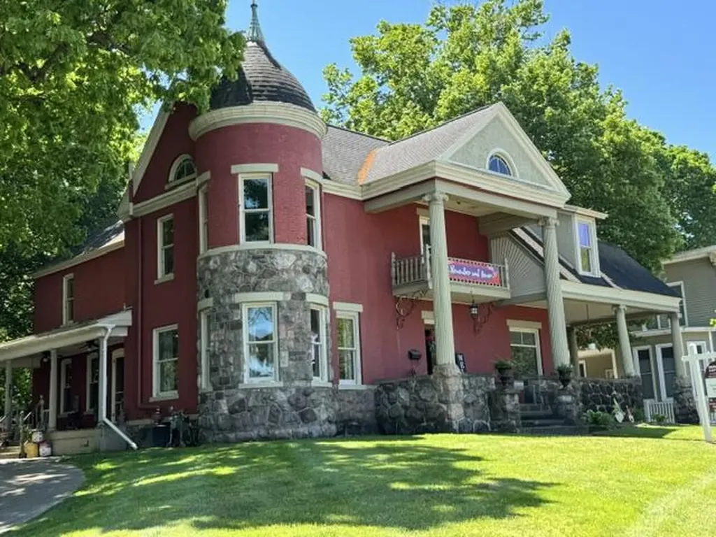 306 W Michigan Avenue Three Rivers City MI 49093