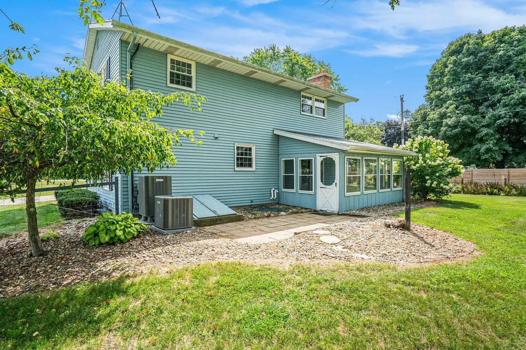 67234 Blue School Road Constantine Township MI 49042