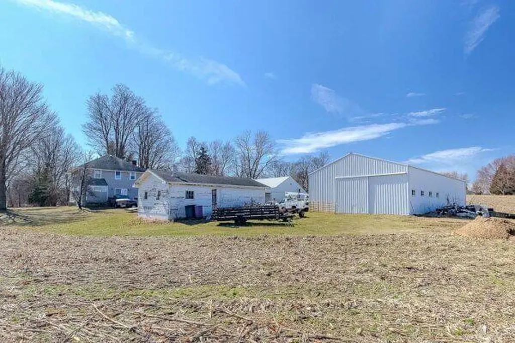 832 W Front Street Burr Oak Village MI 49030
