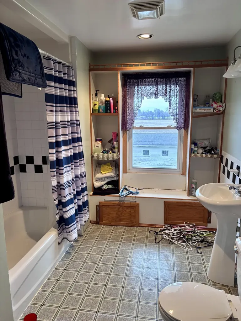 832 W Front Street Burr Oak Village MI 49030
