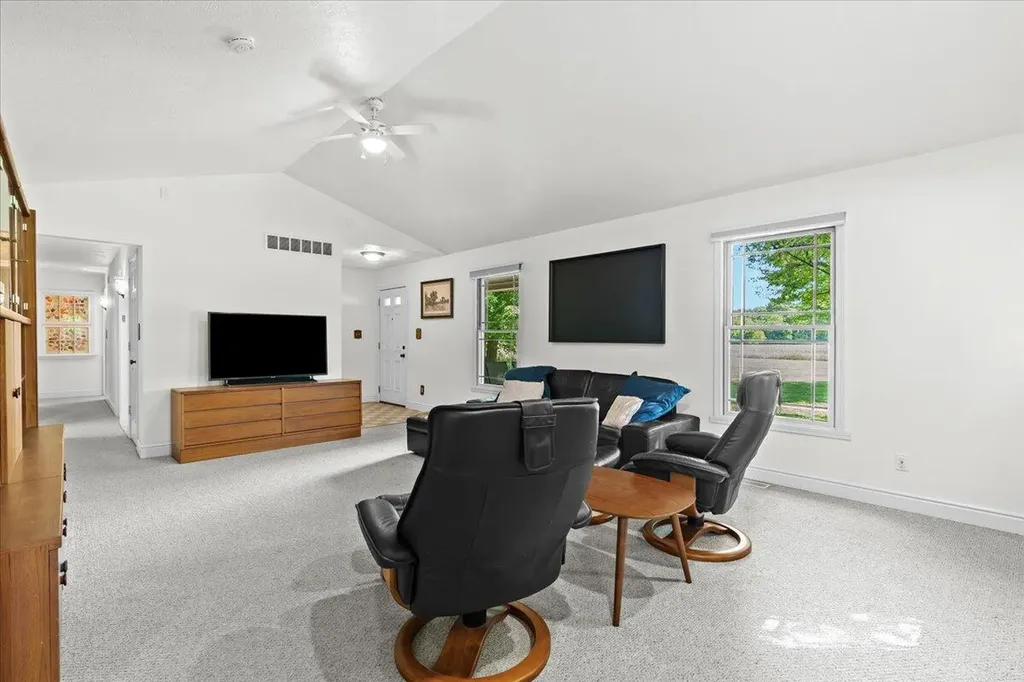 1435 Epley Road Williamston City MI 48895