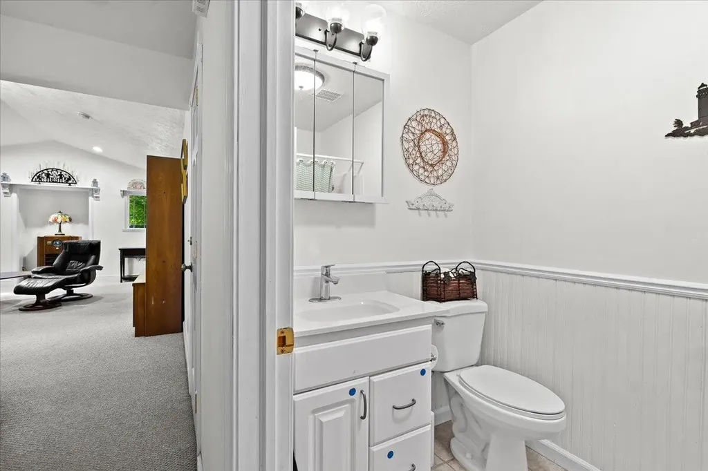1435 Epley Road Williamston City MI 48895