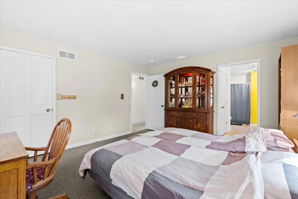 1435 Epley Road Williamston City MI 48895