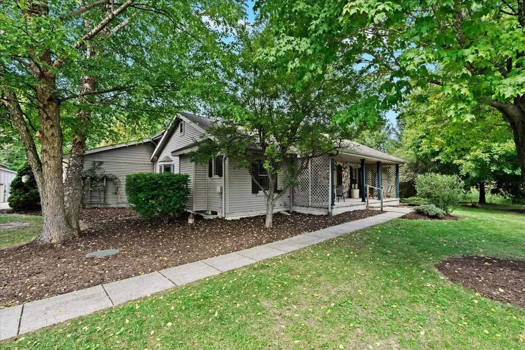 1435 Epley Road Williamston City MI 48895